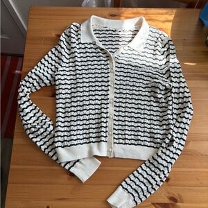 Gap White Collared Button-Front Cardigan with Black Wave Stripe